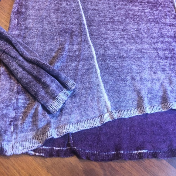 Go by GoSilk Long sleeve Shirt. Medium. Like new! - Picture 3 of 8